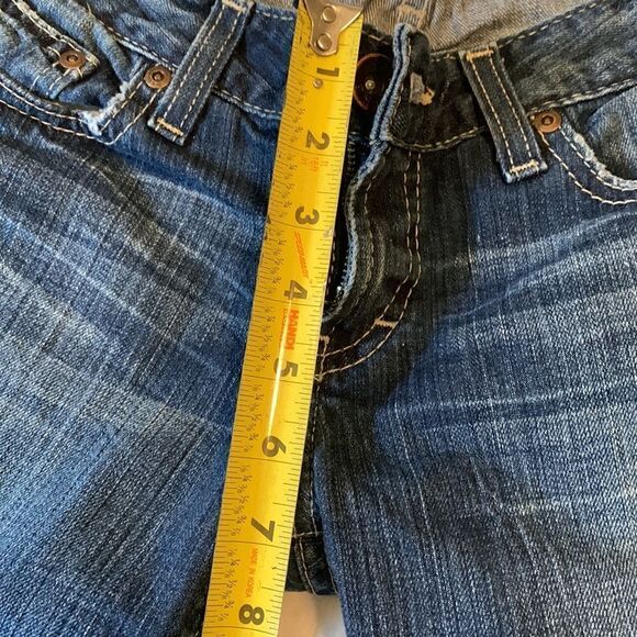 BUCKLE, denim capris, size 28, cotton blend, has some stretch, great condition - Picture 8 of 10